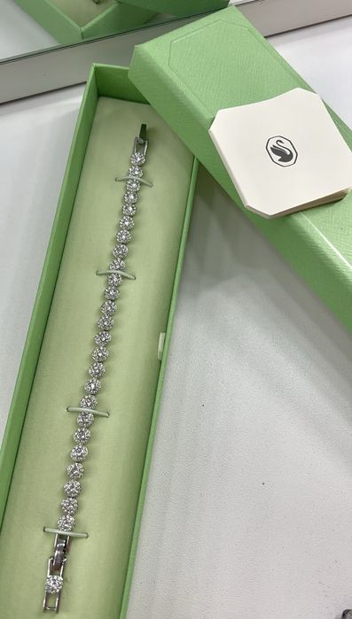 Сребърна гривна Swarovski