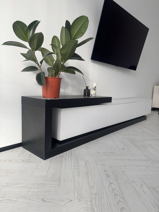 Тумба под ТВ напольная