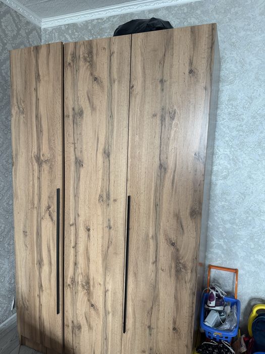 Продам шкаф в отличном состояний