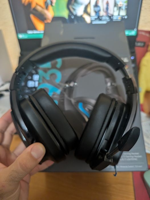 Logitech G935 Wireless 7.1 Lightsync Gaming Headset, negru