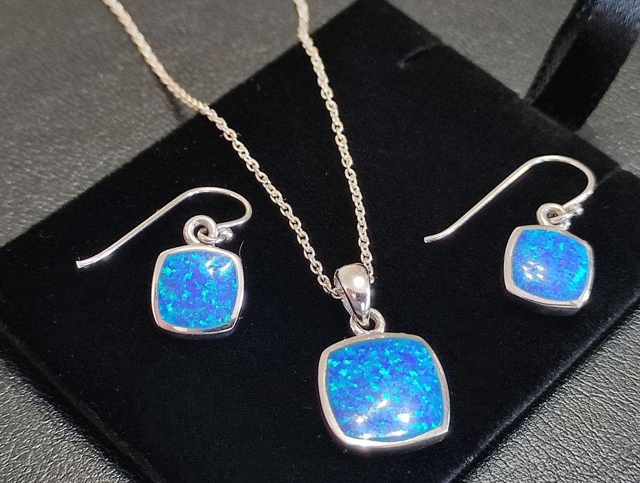 Сребърен Комплект / Опал / Обеци / Висулка / Бижута