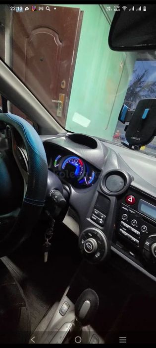 Honda insight 2009  продам