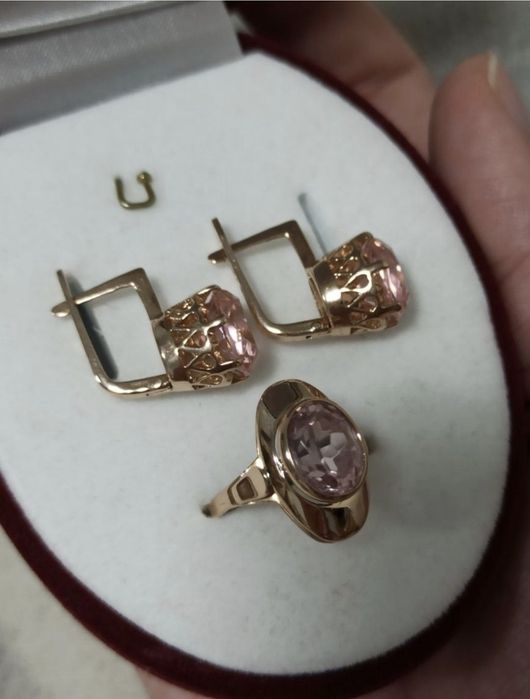 Золотой набор 583 пробы с гранатитом