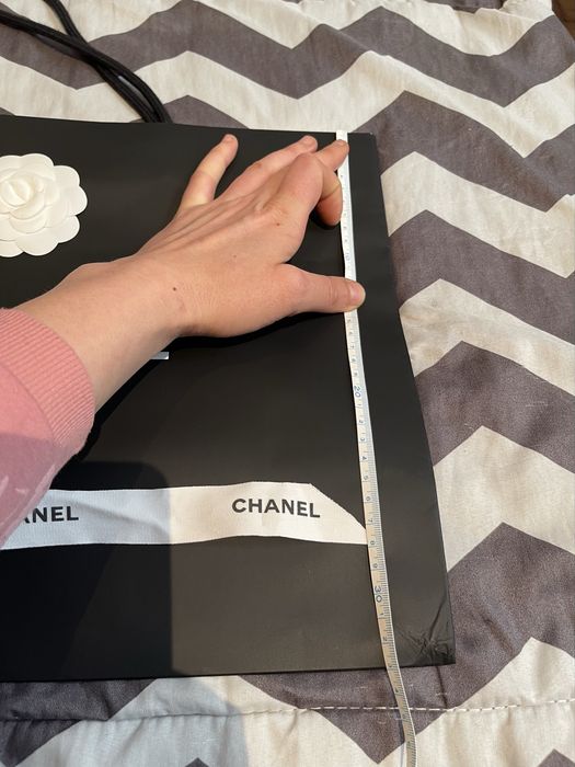 Pungă originală Chanel hârtie calitate include panglica floarea
