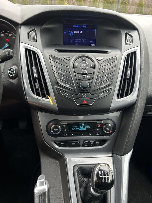 FORD Focus 0 — imagine 5