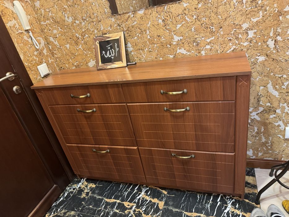 Шкаф для обуви в хорошем состоянии