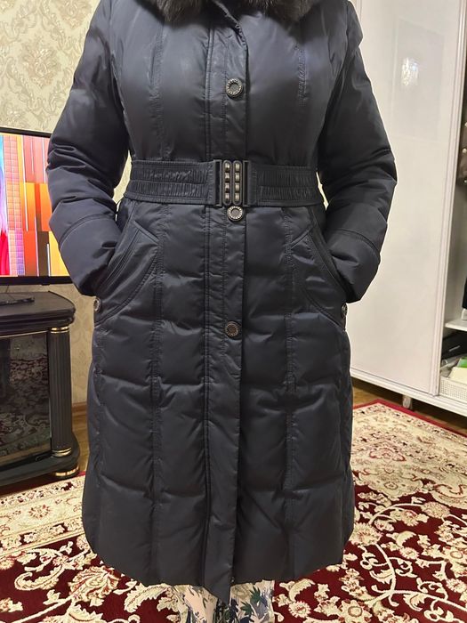 Зимний пуховик темно-синий