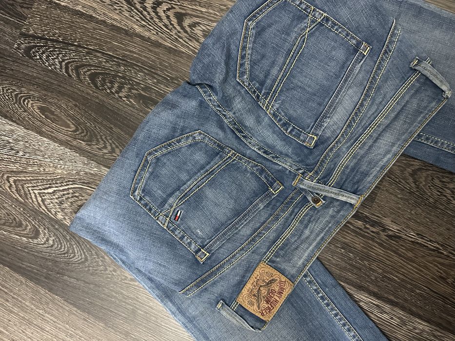 Blugi Tommy Hilfiger