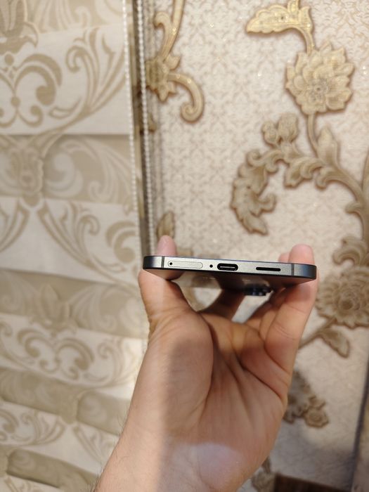 Galaxy S25 Edge 256гб почти янги