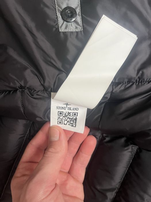 Продавам мъжко яке Stone Island