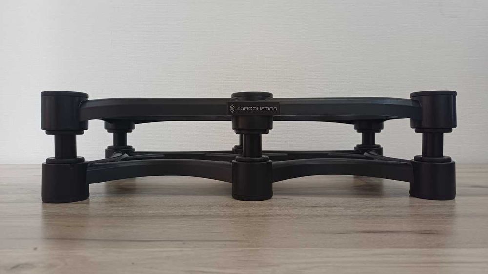 Антивибрационная подставка для мониторов IsoAcoustics ISO-430