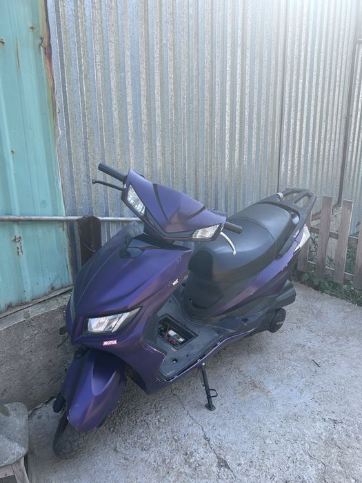 Продам м8 2 поколения