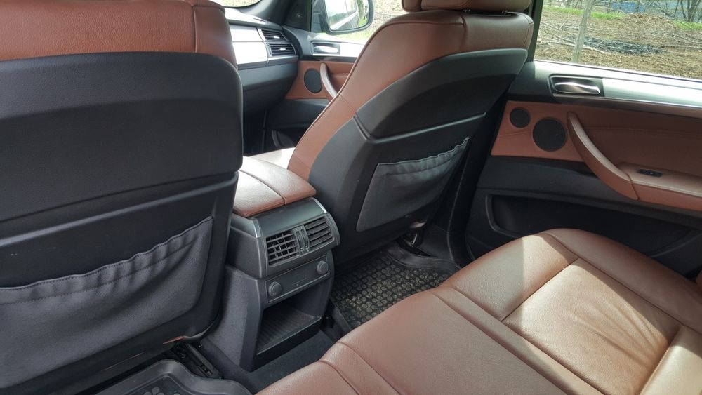 Bmw X5 E70LCI 2011 306CP