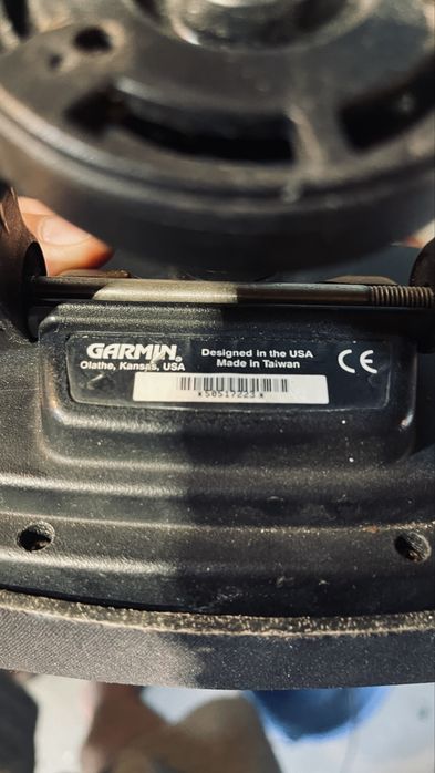 Сонар и сонда Garmin Fishfinder 250