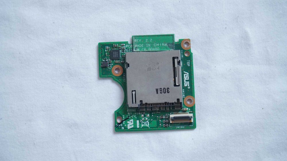 Piese laptop ASUS G750JW (doar piesele de pe poze sunt valabile)