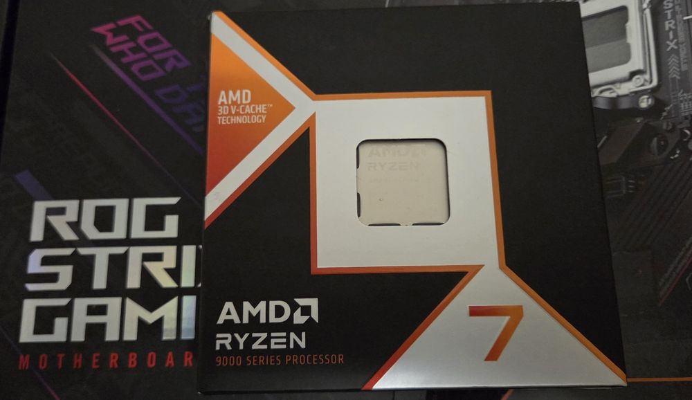 Procesor AMD Ryzen 7 9800X3D box sigilat