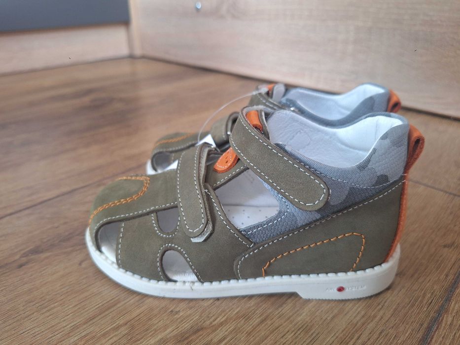 Нови детски сандали от естествена кожа, 25-ти номер