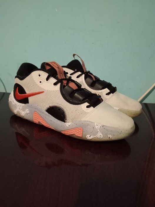 Nike pg6 fluoro Nr 43