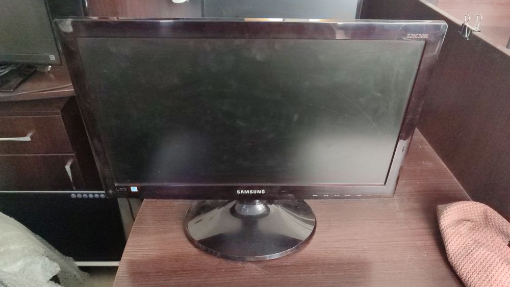 Монитор марка Samsung Lg Loc Benq