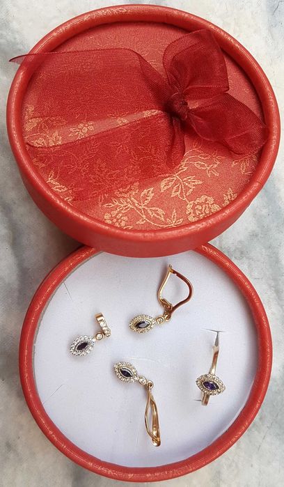 Inel, pandantiv si cercei din aur 14k, cu ametiste si zirconii