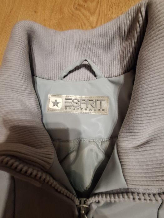 Мъжко яке L ESPRIT водо непромукаемо перфектно състояние