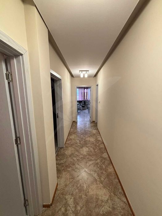 Продава се Тристаен апартамент в Асеновград - 88 кв.м за 1279 €/кв.м - Снимка #3