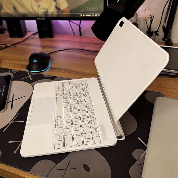 Чехол клавиатура для iPad A16