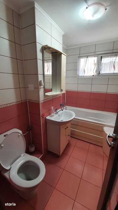 Închiriez apartament 2 camere Micro 1 Intim
