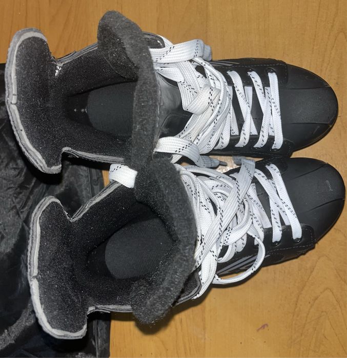 Срочно! продаются коньки