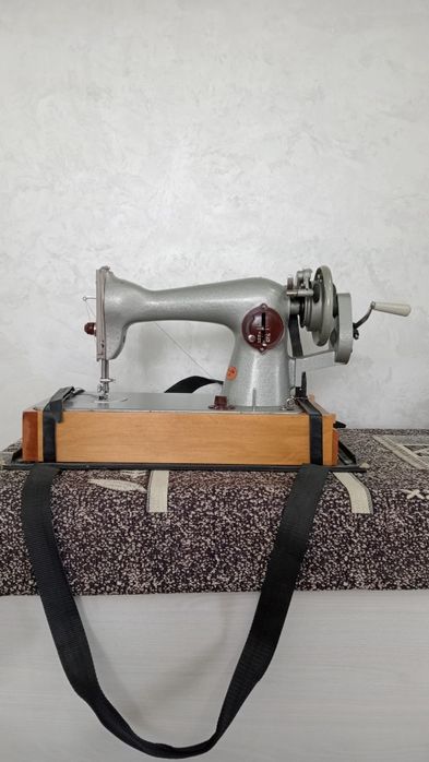 Швейная машина Подольск