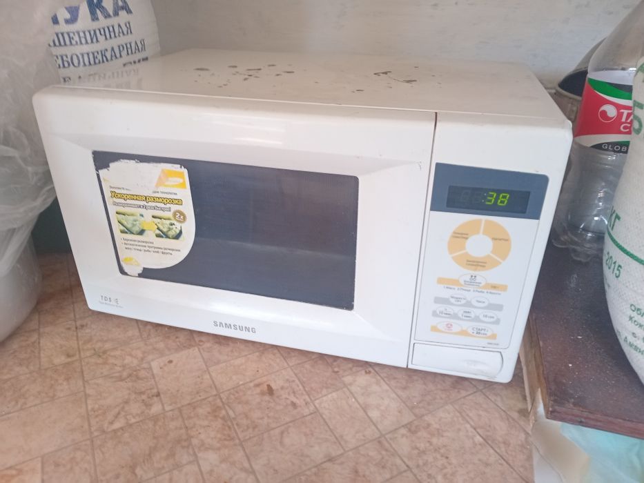 Продам микроволновую печь