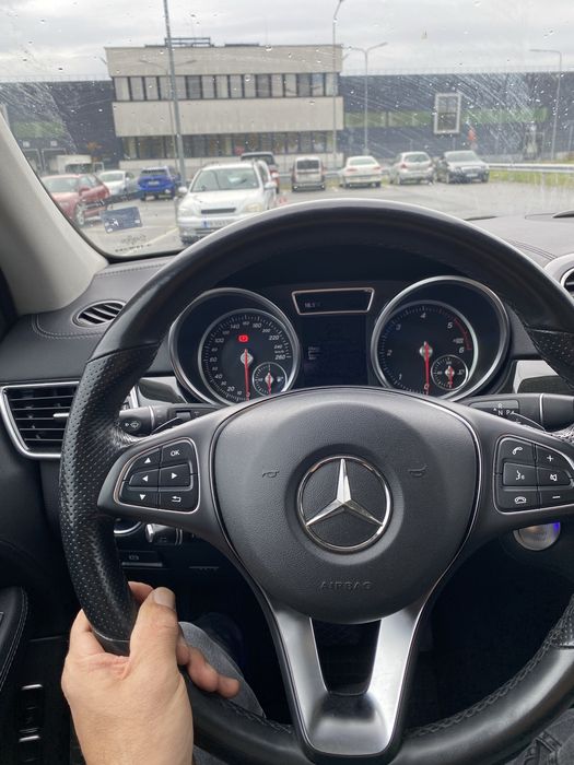 Мерцедес Бенц GLE 3.5D 4 Matic  Нов внос!!!