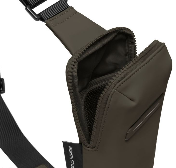 Geanta crossbody Gion Cross-Body Bag S