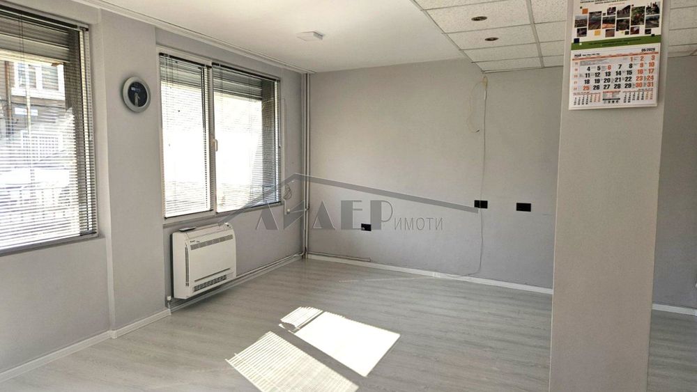 Дава се под наем Офис в Пловдив, Кършияка - 64 кв.м за 298.86 € - Снимка #6