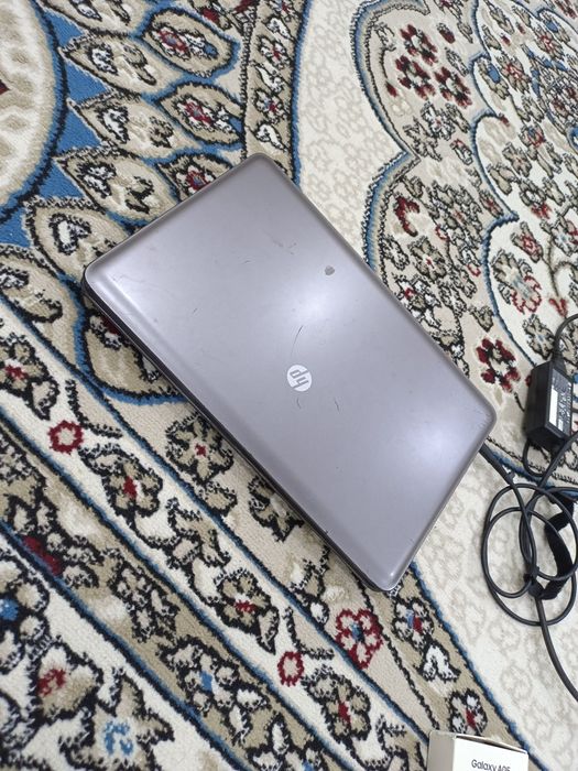 Hp noutbook sotiladi