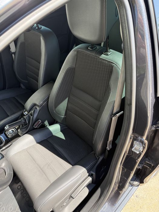 Interior Renault Megane 3 Estate Semi-piele