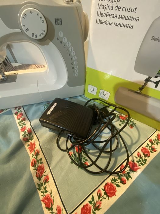 Masina de cusut Selecline