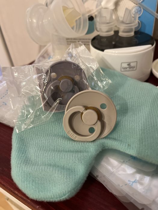 Електрическа помпа за кърма на Lorelli  + подаръци