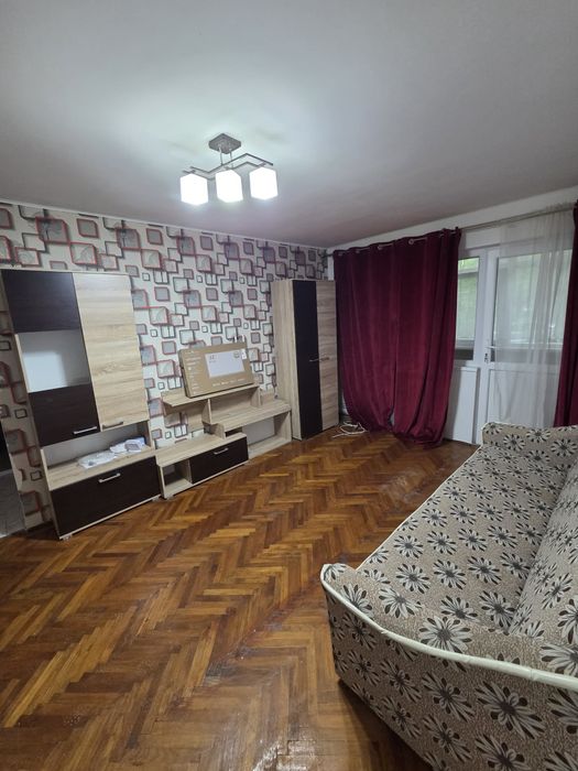 Inchiriez apartament 2 camere confort 1