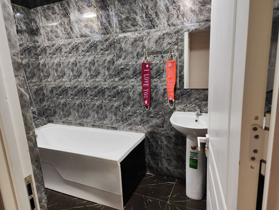 Юнусобод тумани 13 мавзеда 2 хонали уй ижарага берилади