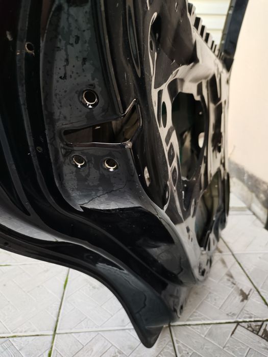 Продам заднию дверь на Камри 70