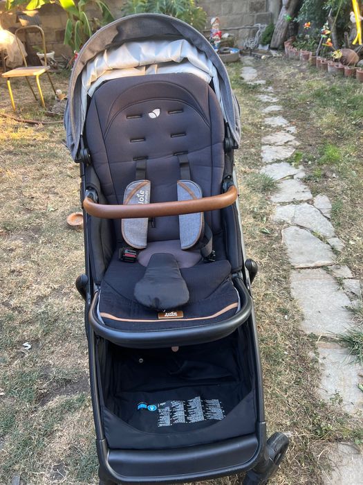 Бебешка количка с кош за новородени