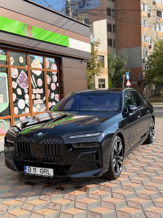 BMW Seria 7 Masina se afla in stare perfecta!