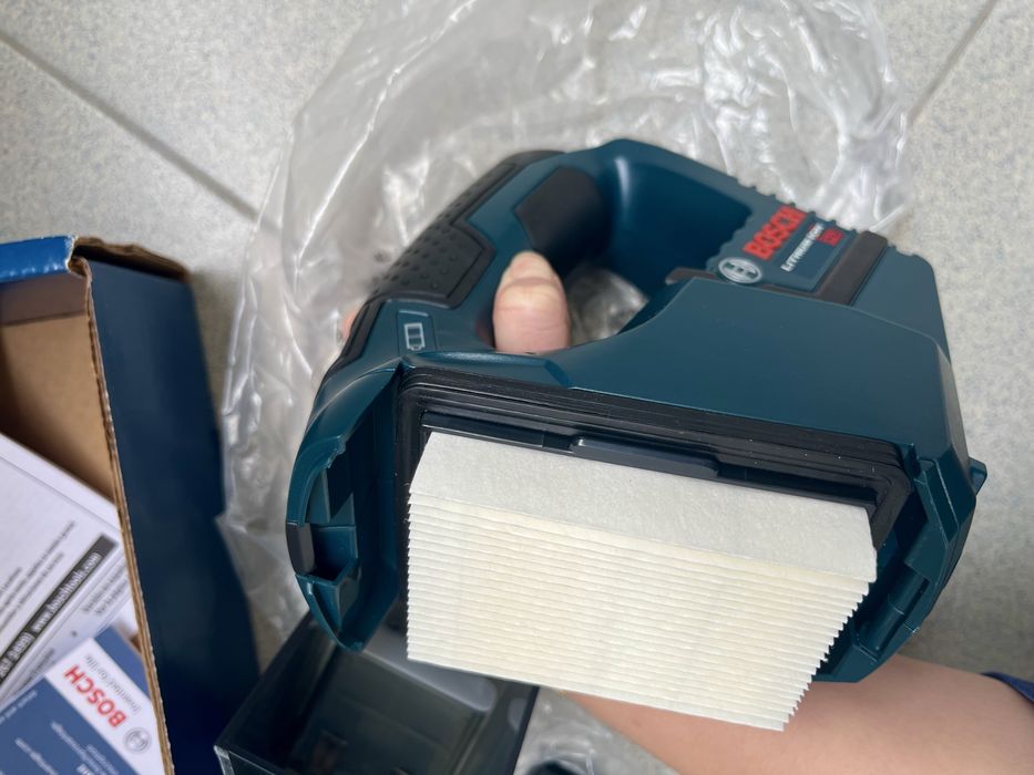 Bosch безжична прахосмкачка VAC 120n