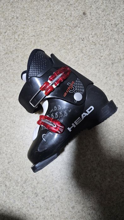 Vând clapari Head J2