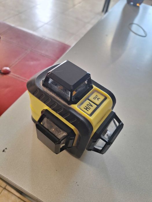 Лазарен нивелир Topmaster