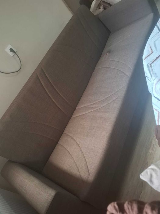 Продавам диван клик клак с ракла