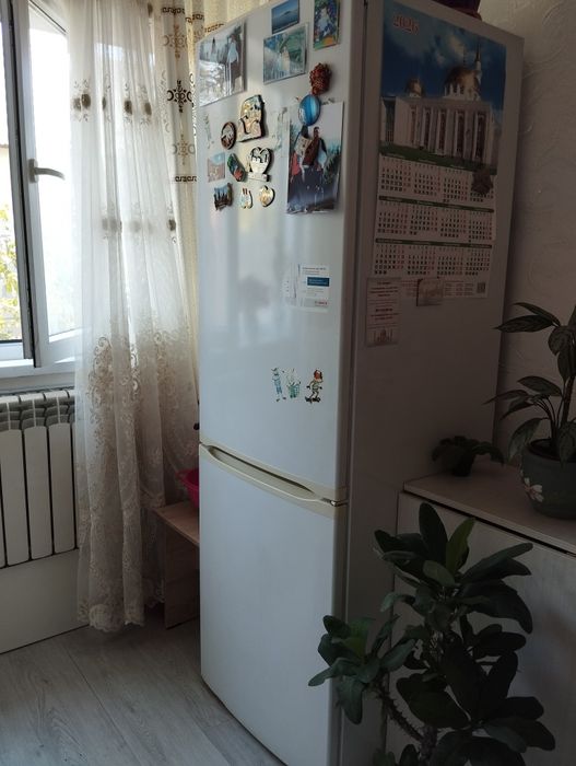 Продам холодильник