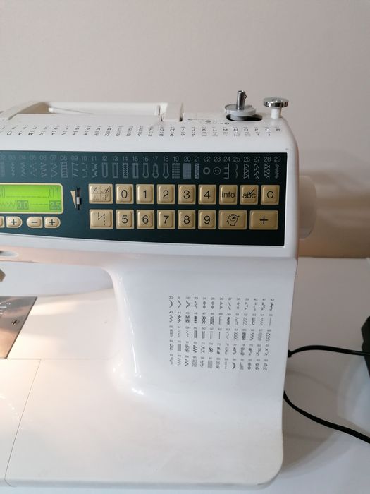 Mașina de cusut Brother super ace 2