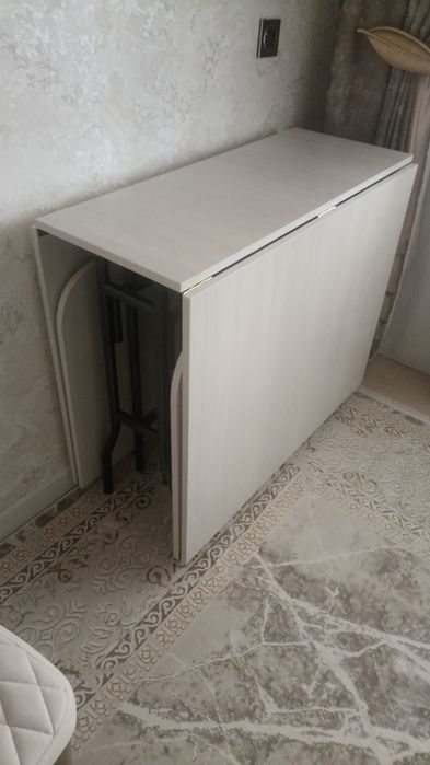 Продам стол-книжку